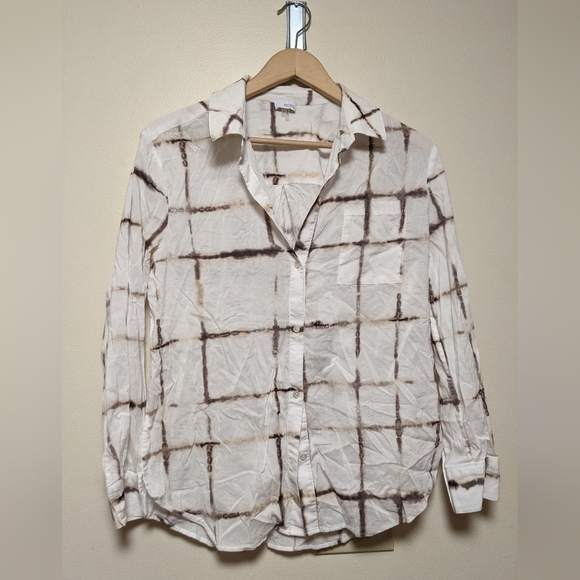 ecru Tops - Ecru button-down blouse size m